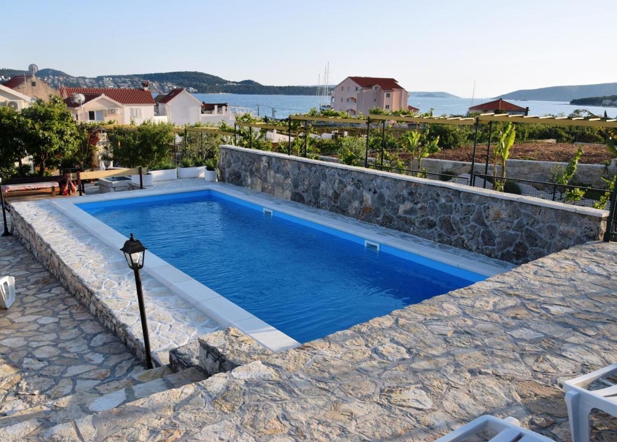 Villa Marta'S - Marta I Trogir Exterior photo